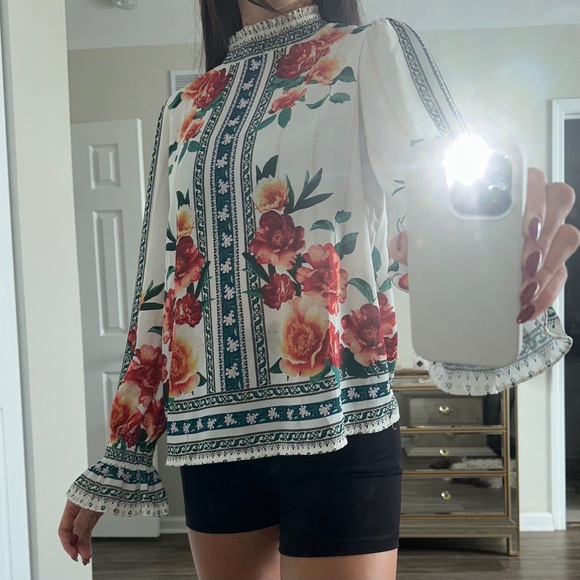 VICI Women's Blouse - Picture 1 of 4